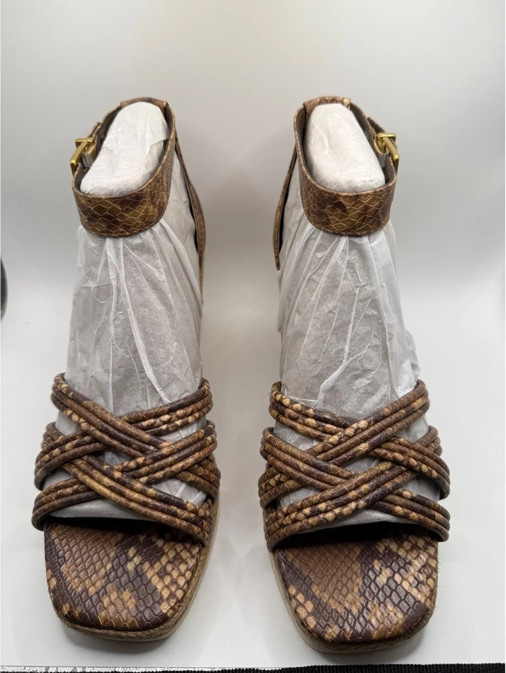 Vince Camuto new box